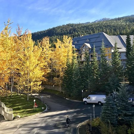 The Best Top Floor Ski-In/Ski-Out At The Aspens Whistler Exterior foto
