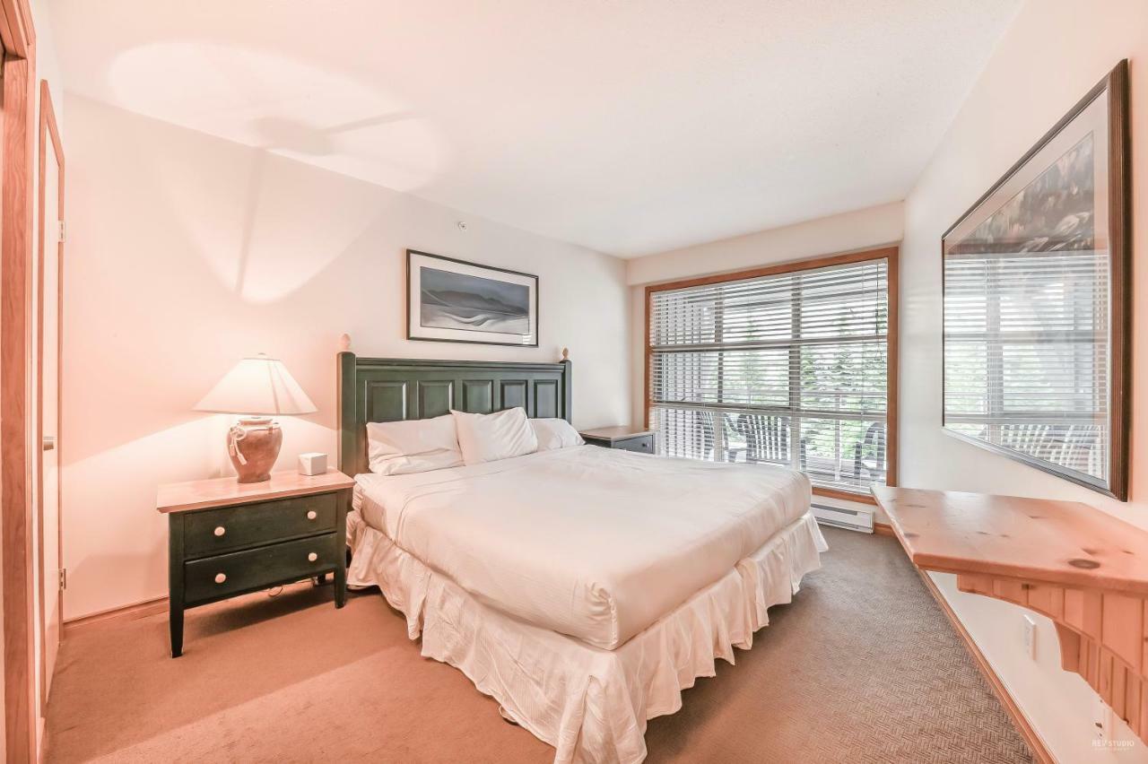 The Best Top Floor Ski-In/Ski-Out At The Aspens Whistler Exterior foto